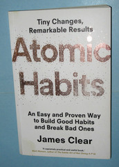 ** “ATOMIC HABITS” by James Clear ~ Original UK Penguin Edition 2018 ~Fine Cond.