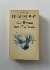 ERNEST HEMINGWAY For Whom the Bell Tolls | 1982 Scribner Mass Market Paperback