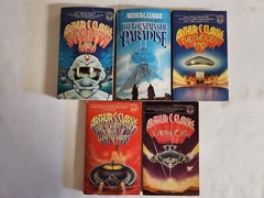 5 VTG Arthur C. Clarke Paperbacks – Earthlight, Childhood’s End, White Heart +